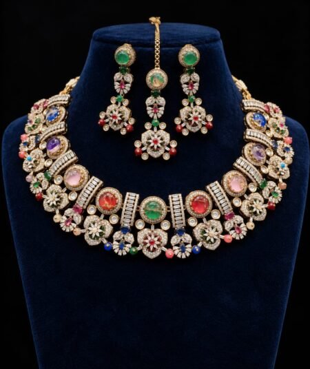 Celebrity inspired necklace